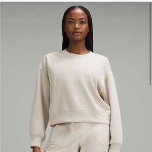 Lululemon Casual softstream perfectly oversized cropped crew
